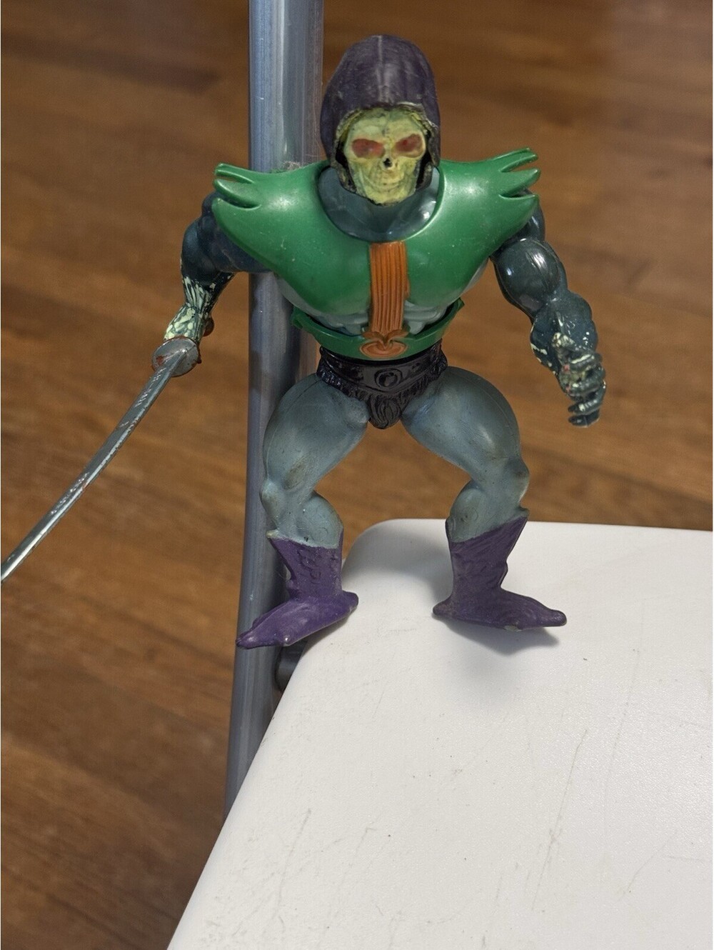 Vintage Skeletor Action Figure: MOTU Masters of the Universe, Terror W/sword1984